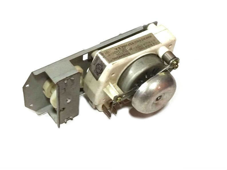ZIL002 - Timer zile mikrovale e perdorur